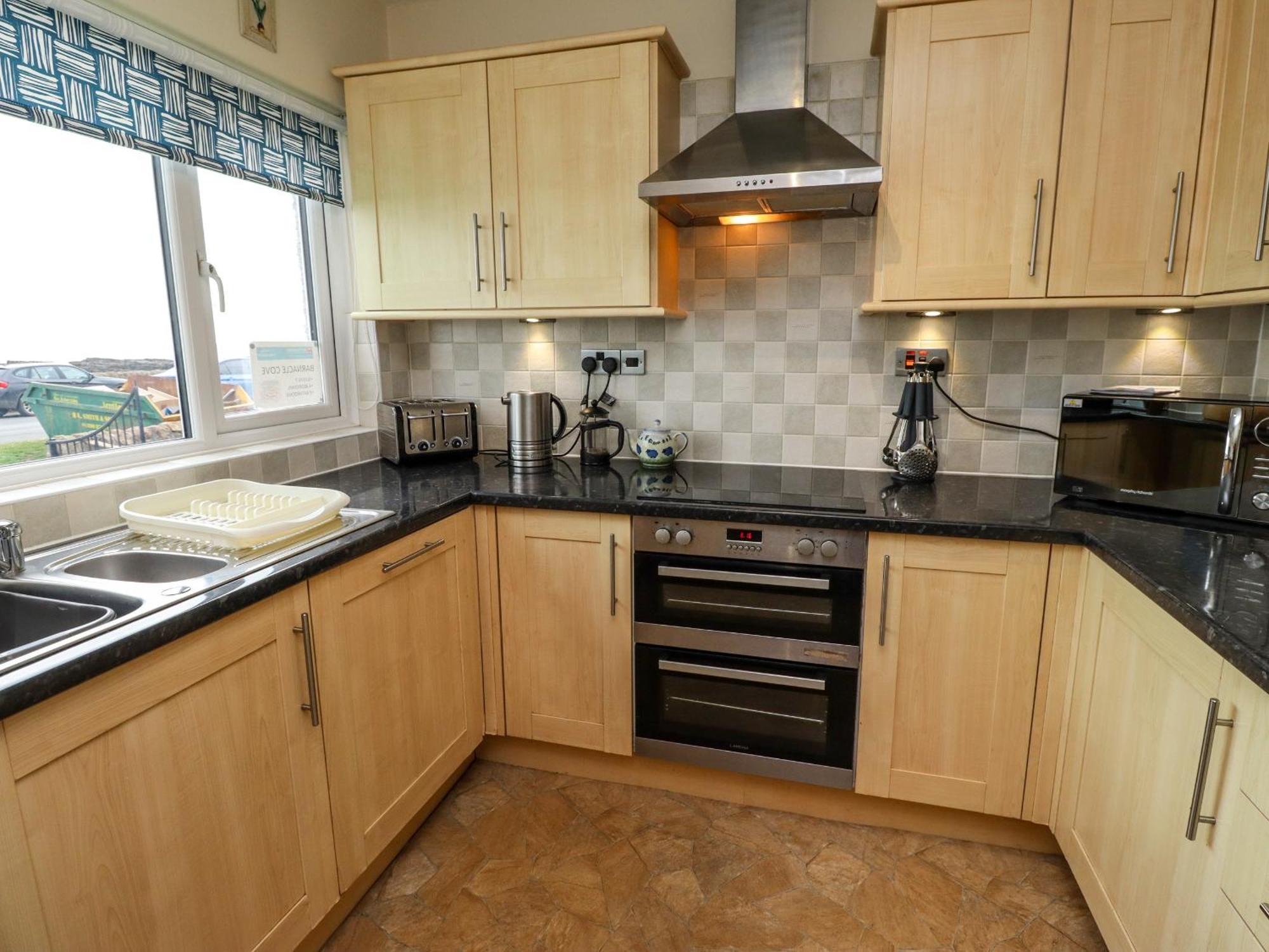 Barnacle Cove Villa Beadnell Exterior photo